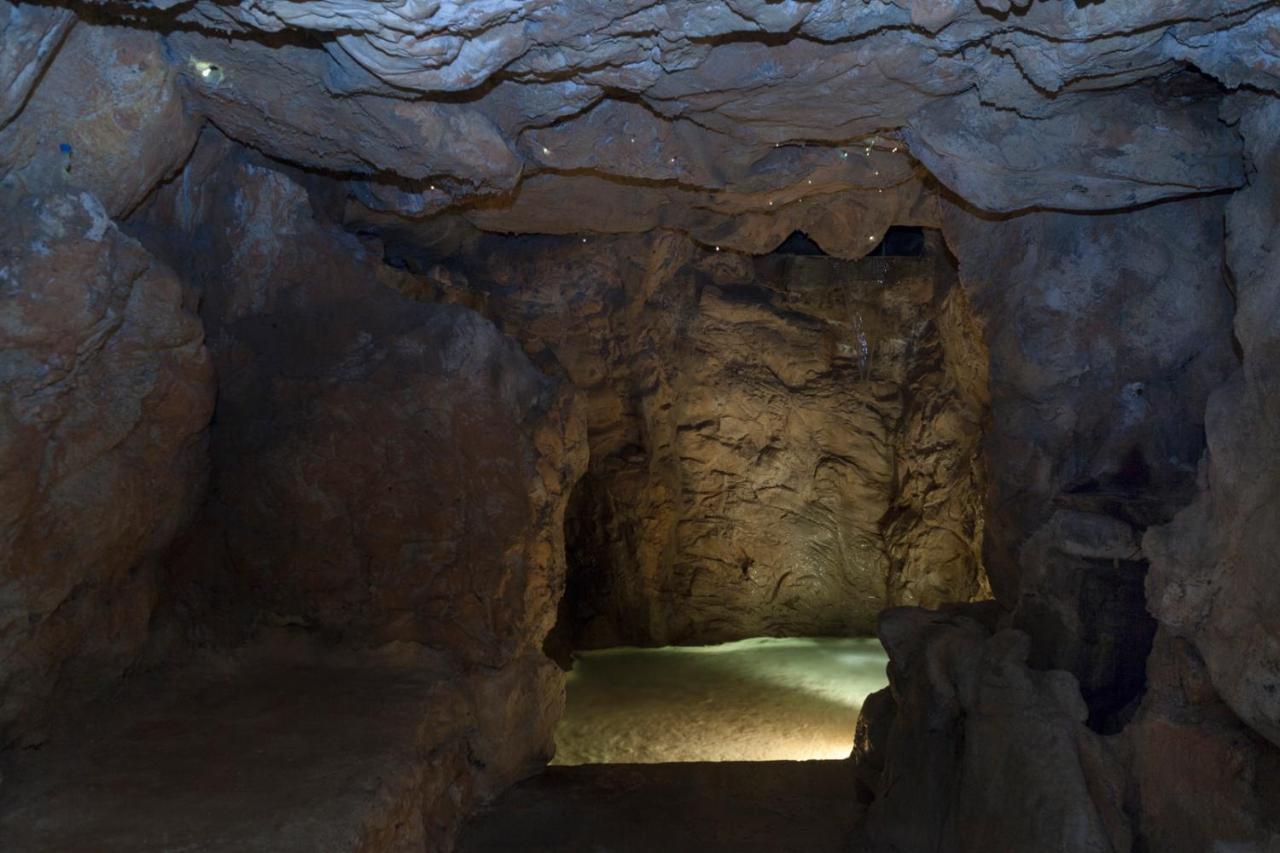 Hotel Terme Antico Bagno Pozza di Fassa Exteriör bild